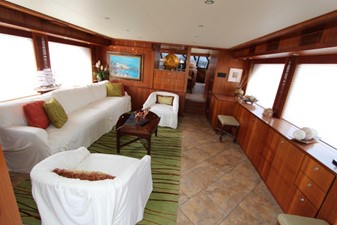 SHORE GIRL 20 Main Salon