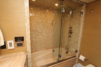 SHORE GIRL 38 Master Bath