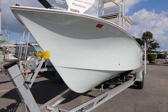 No Name 17 C Hawk 26 Center Console 2018 - Profile