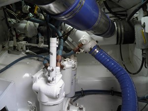 Sidewinder 27 Engine Room