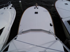 Sidewinder 32 Bow