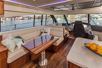 5400 Sport Yacht 26 