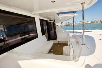51ft 2015 Leopard 51 PC 11 Beautiful breakfast area