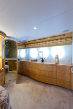 JANE E 27 Master Stateroom