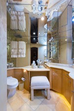 JANE E 28 Master Head