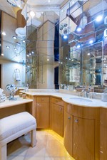 JANE E 29 Master Head