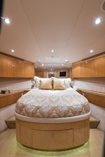 JANE E 36 Forward Stateroom