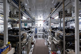 JANE E 98 Engine Room