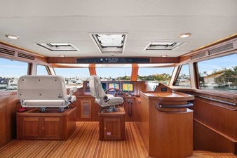 IRISH ROVER 29 Pilothouse
