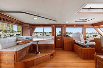 IRISH ROVER 30 Pilothouse