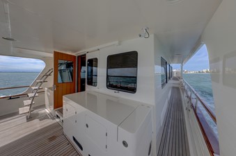Buzz Mobile 16 Aft Deck 78E-CB Marlow Explorer BUZZ MOBILE