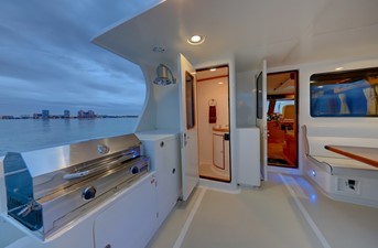 Buzz Mobile 51 Aft Flybridge Deck Grill/Wet Bar/Day Head 78E-CB Marlow Explorer BUZZ MOBILE