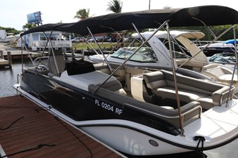 BAYLINER ELEMENT XR7 1 