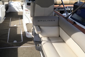 BAYLINER ELEMENT XR7 9 