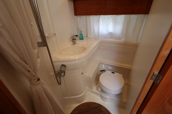 Viking 40' Sport Crusier 13 