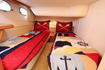 Viking 40' Sport Crusier 17 