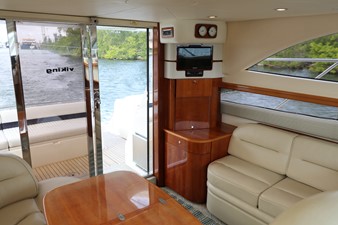 Viking 40' Sport Crusier 38 