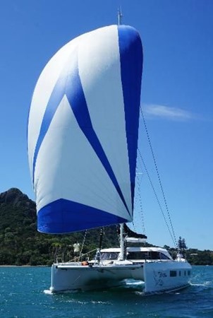 SYMMETRICAL SPINNAKER