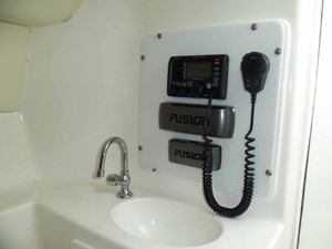 33' CIGARETTE NO NAME 10 Cabin Sink & Electronics