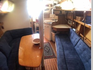 32 1998 Catalina 320 11 