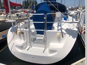 32 1998 Catalina 320 24 
