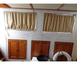 Sundowner Tug 32 14 157108459_20190610083117349_1_LARGE