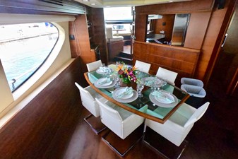 Sempre Grati 6 2009 85 Azimut Flybridge - Dining Table
