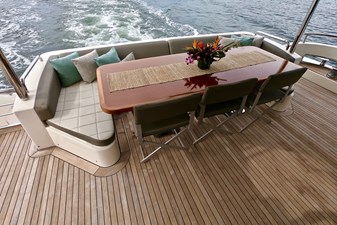 Sempre Grati 39 2009 85 Azimut Flybridge - Aft Deck (3)