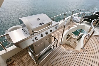Sempre Grati 41 2009 85 Azimut Flybridge - Aft Grill