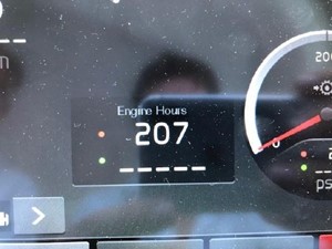 44' Tiara C44 Coupe 21 