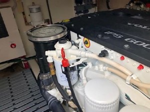 44' Tiara C44 Coupe 32 