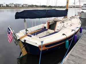 Tapa's Knot Working 10 2005 Cornish Crabber with folding mast and bow sprit