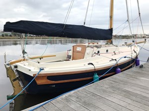 Tapa's Knot Working 27 Cornish crabber starboard