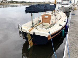 Tapa's Knot Working 28 Cornish crabber stern