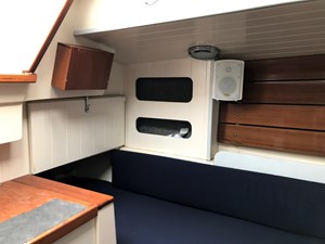 Tapa's Knot Working 30 main salon port aft
