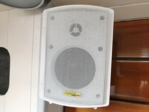 Tapa's Knot Working 45 salon speakers