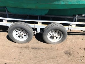 Tapa's Knot Working 59 matching dual-axle trailer