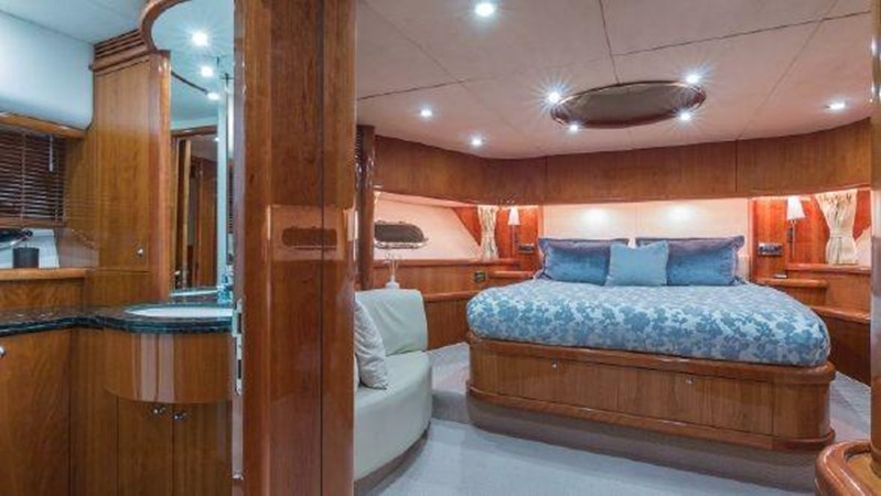 82-2006-Sunseeker-Yacht-40