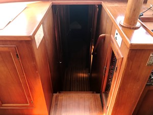 Knotned 42 step down to forward cabins