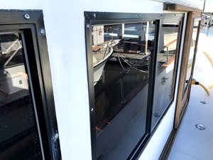 Knotned 11 new aluminum windows