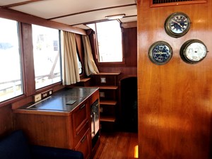 Knotned 30 starboard salon with new aluminum windows