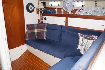 1988 Morgan 41 Out Island 77 47