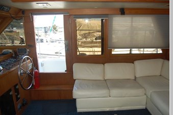 Mariposa 34 9