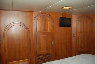 Mariposa 43 32
