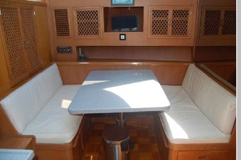 Mariposa 44 17