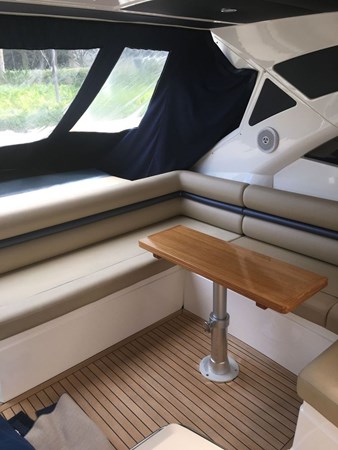 48-2013-Sunseeker-Portofino-10