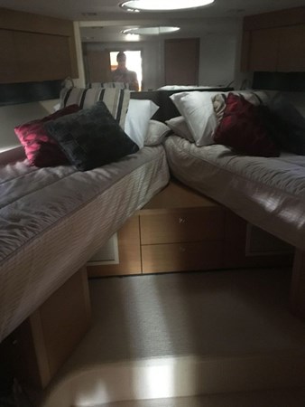 48-2013-Sunseeker-Portofino-24