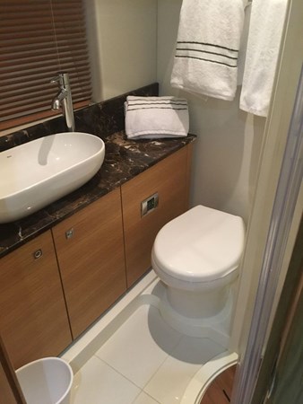 48-2013-Sunseeker-Portofino-29