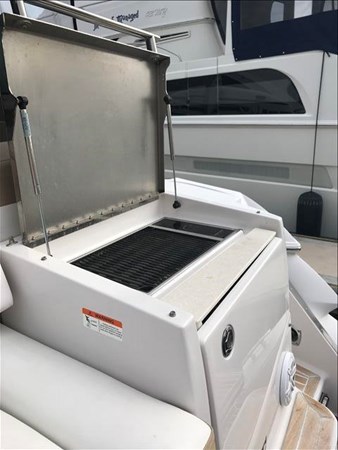 43-2013-Four-Winns-V435-14