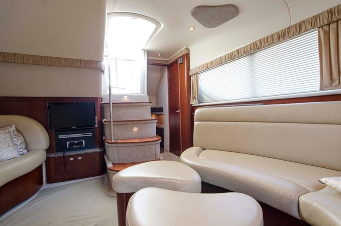 39-2004-Sea-Ray-Motor-Yacht-12